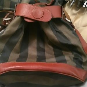 Vintage fendi crossbody bag
